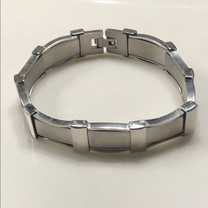 🌺 Stainless Steel Wrist Bracelet Size 8”